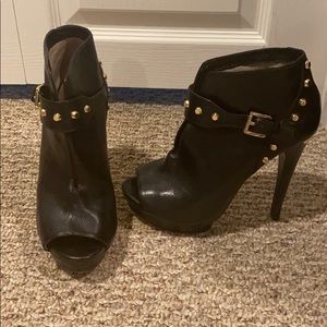 MK Peep toe heel booties